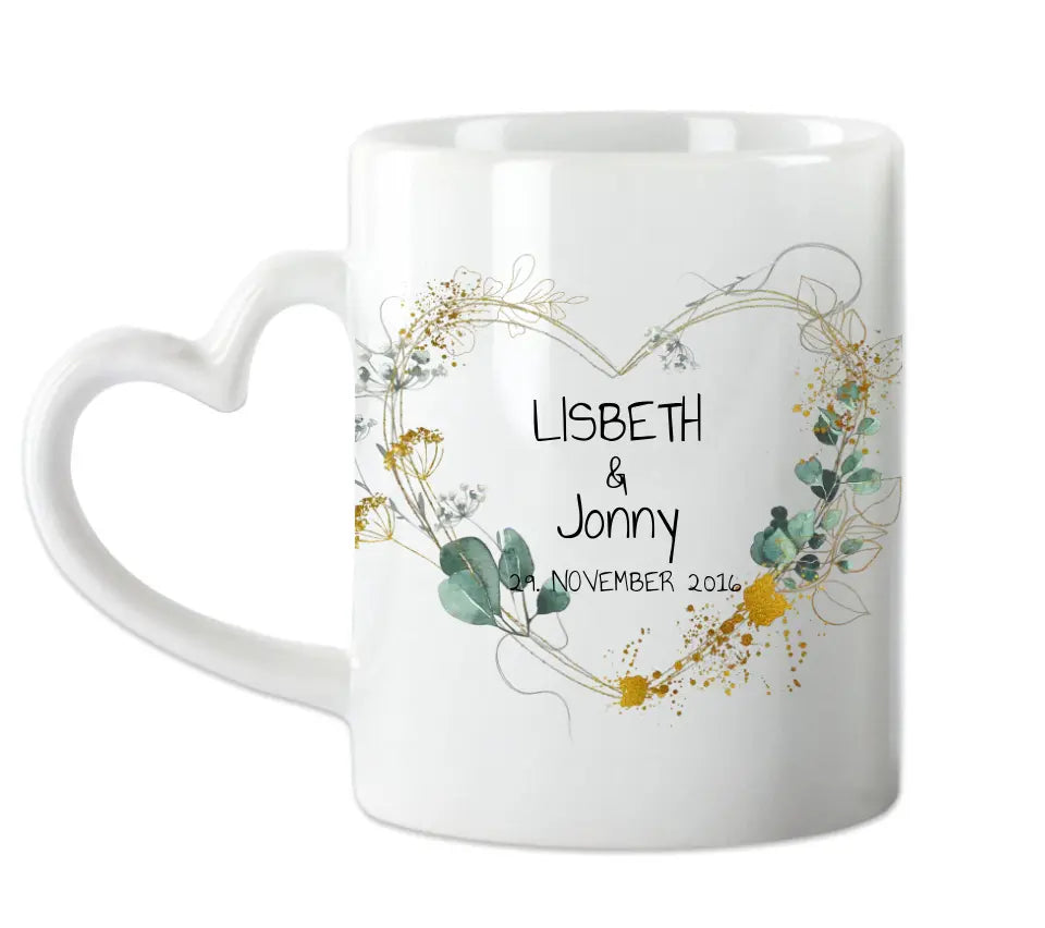 Personalisierte Hochzeitstasse Hochzeitsgeschenk Blumenkranz Herz Brautpaar, Kaffeebecher - Geschenk Hochzeit