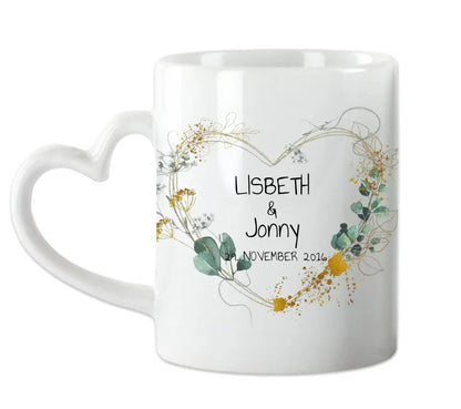 Personalisierte Hochzeitstasse Hochzeitsgeschenk Blumenkranz Herz Brautpaar, Kaffeebecher - Geschenk Hochzeit