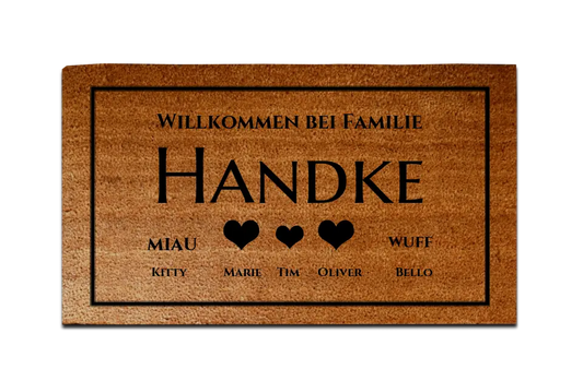 Personalisierte Fußmatte Familie 3 Personen Haushalt mit / ohne Haustiere,  40 x 70 cm, Kokosfaser-Fußmatte gelasert