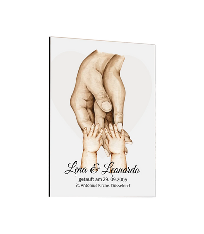 Personalisiertes Geschenk zur Taufer Hände | Bild Familie | Familienname | Namen Eltern | Kindername | personalisiertes Taufgeschenk