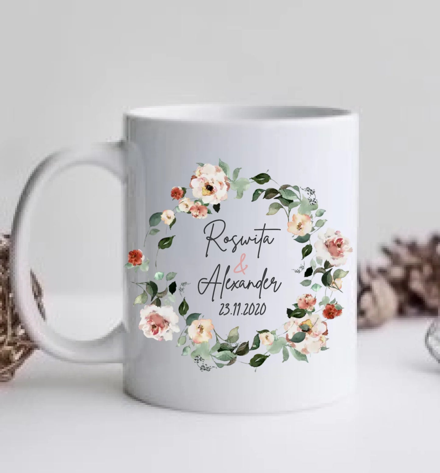 Personalisierte Hochzeitsgeschenk Tasse Blumenkranz Brautpaar, Ehepaar - Geschenk Hochzeit